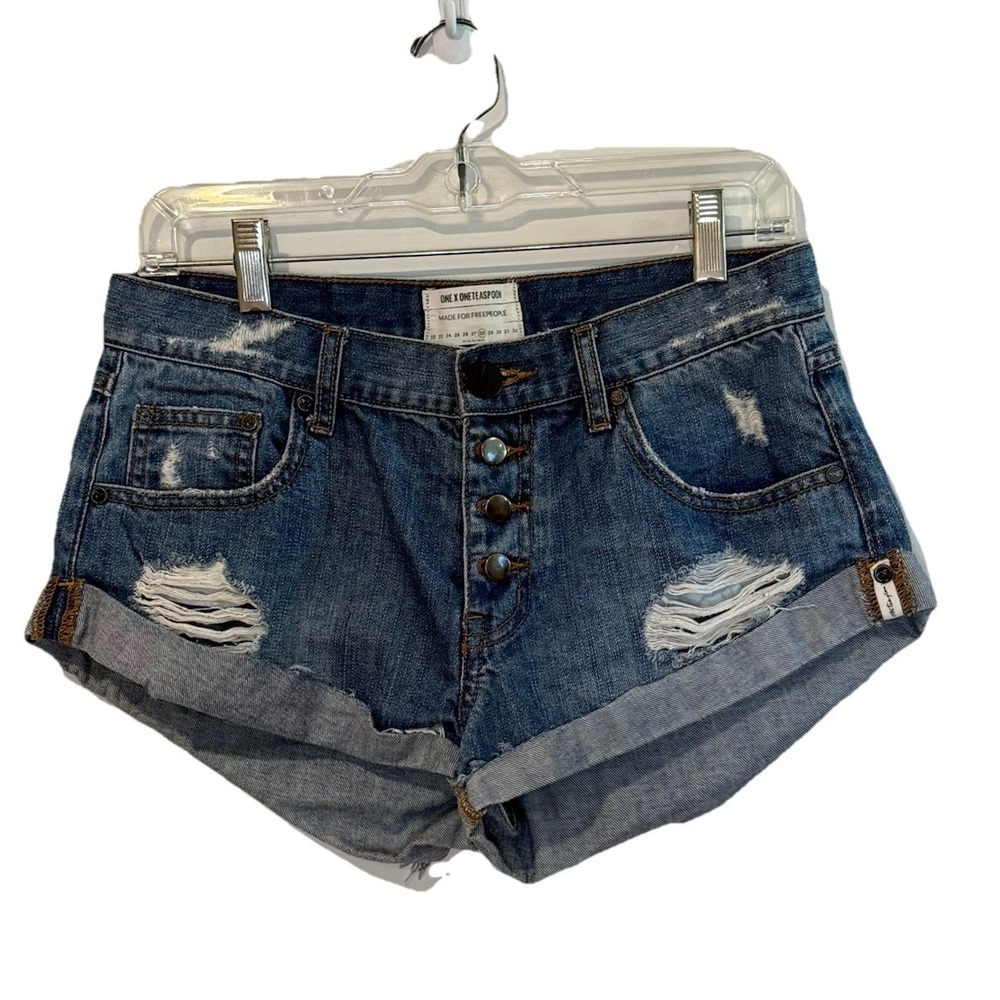 One X Teaspoon Bandits Jean Shorts Size 28 Distressed Denim Cuffed Relaxed Fit